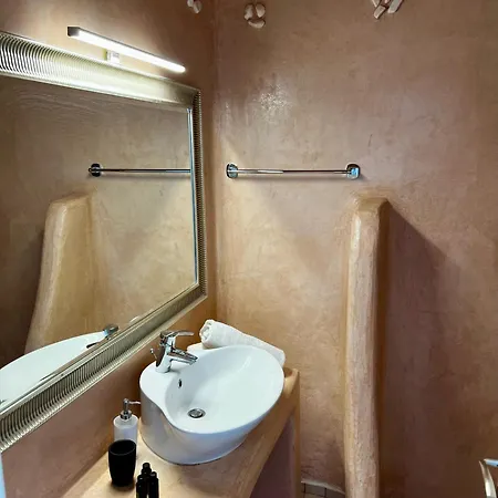 Daire Serene Blanc, Paros