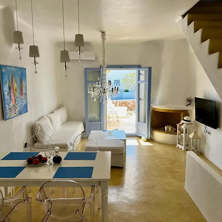 Serene Blanc, Paros Daire *