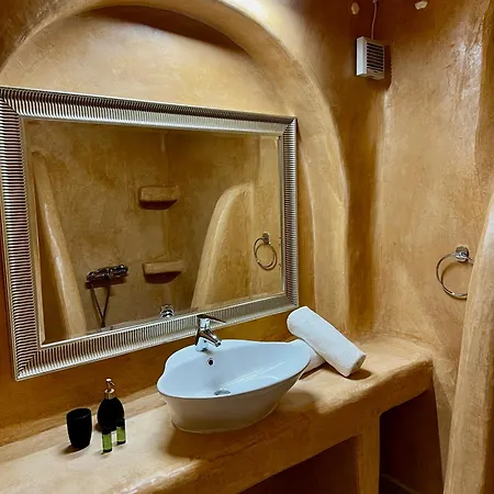 Daire Serene Blanc, Paros